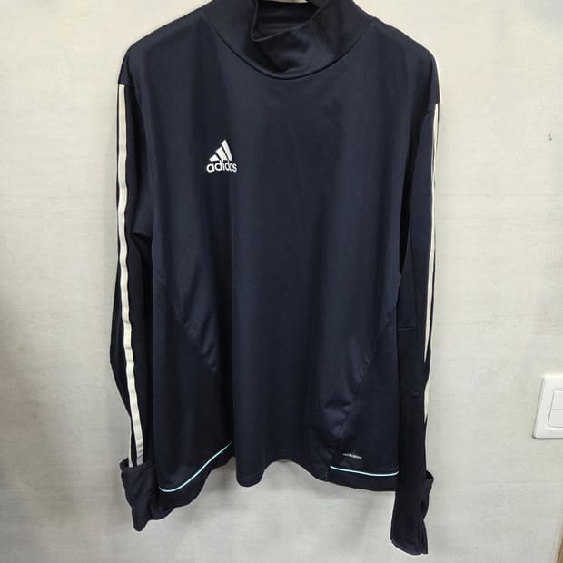아디다스 티로 안감기모 하이넥 방풍 기능성 삼선 긴팔 105