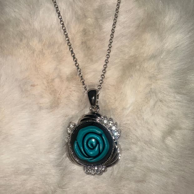 오리엔탈 고스펑크 장미 목걸이