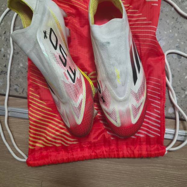 아디다스 F50+ 275