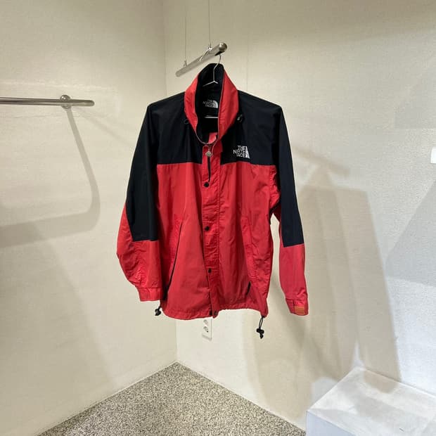 노스페이스 바람막이 자켓