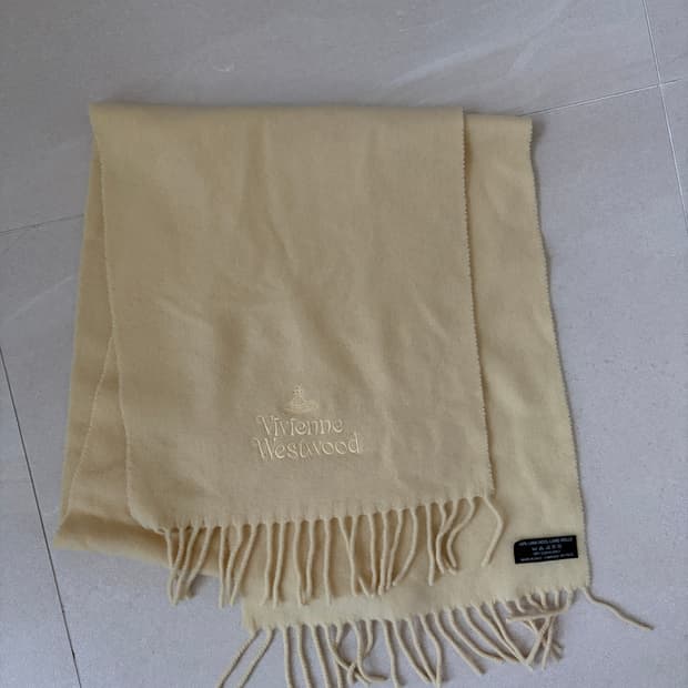 비비안웨스트우드 머플러