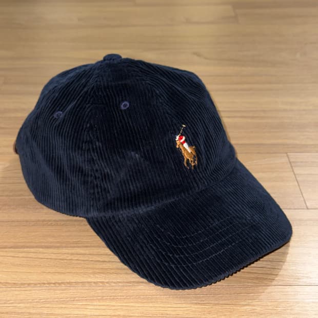 폴로 랄프로렌 로고 자수 코듀로이 볼캡 네이비 (25FW)