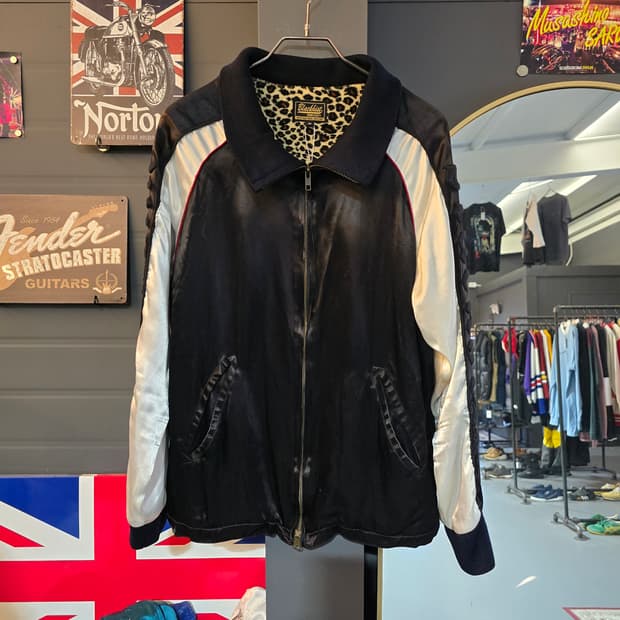 디아프바인 블랙힐즈 레오파드 안감 자켓 블랙 M