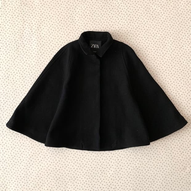 ZARA 레더 카라 블랙 케이프 코트