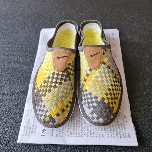 나이키 솔라소프트 뮬 260mm