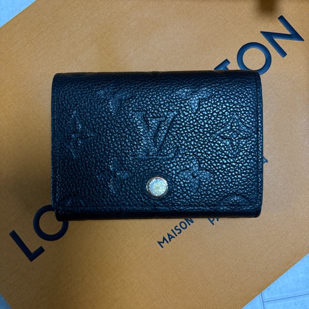 루이비통 카드지갑