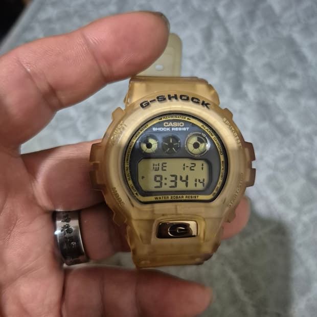 g shock. Dw 6925e 25th
