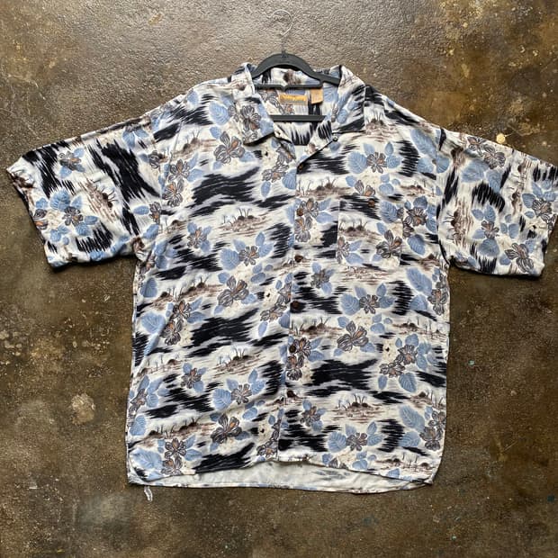 빈티지 플라워 프린트 반팔 셔츠