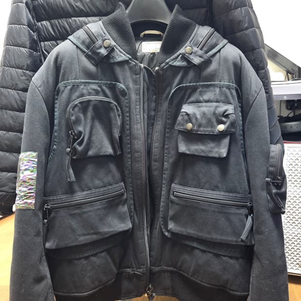 카브엠트 유틸리티 봄버 L