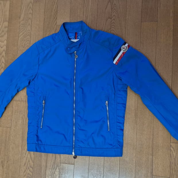 (정품) 몽클레어 바람막이 자켓 4사이즈 (명품 남자 패딩)