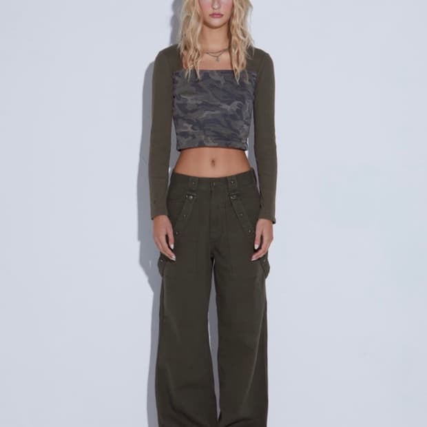 게이트리스 eyelet cargo pants