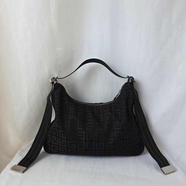 [정품 GIVANCHY] 지방시 로고 패턴 여성 숄더백 호보백 크로스백