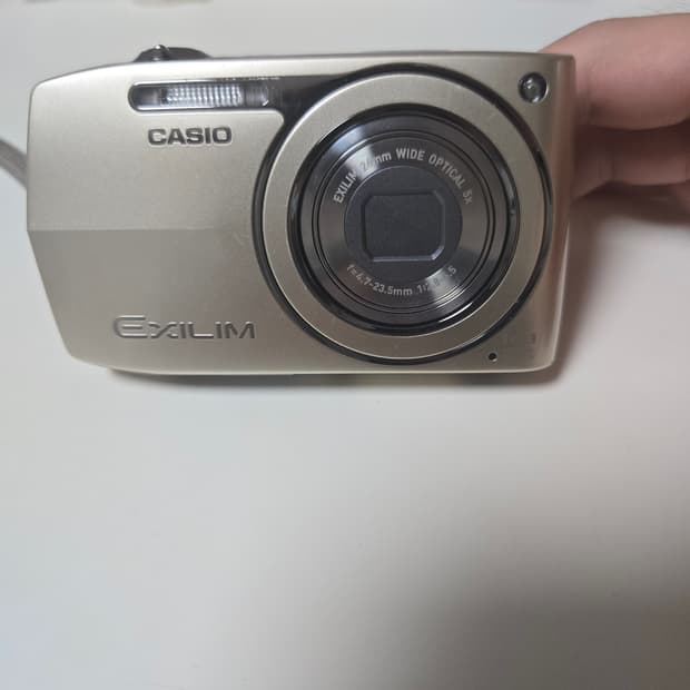 카시오 엑슬림 EX-Z2300 디지털 카메라