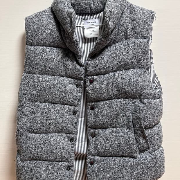 정품 톰브라운 보카시 패딩 조끼 사이즈 1