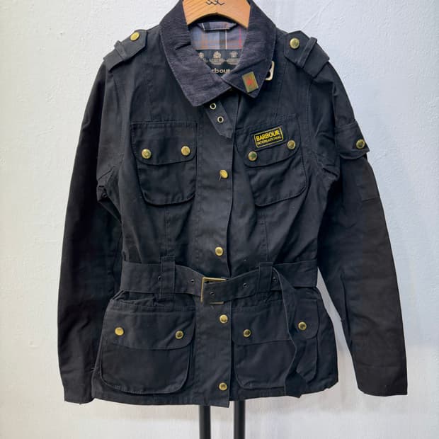 정품) 바버 인터내셔널 새제품급 왁싱 블랙 자켓 XS