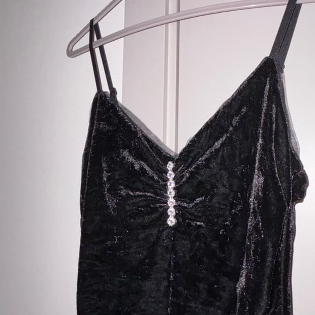 벨벳 원피스 공겜여주 고스 고딕 기본템