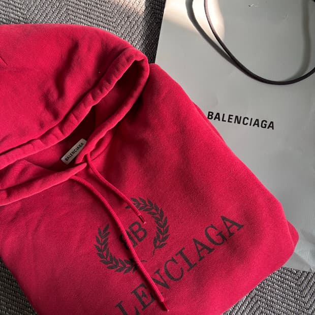 [M/당일배송] 백화점판 발렌시아가 월계수 후드티 M Size