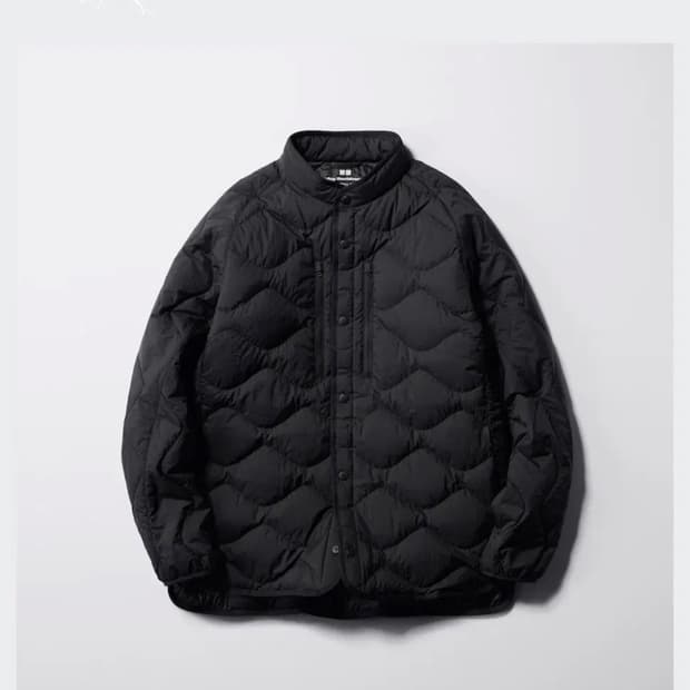 [M]유니클로 화이트마운티니어링 경량다운