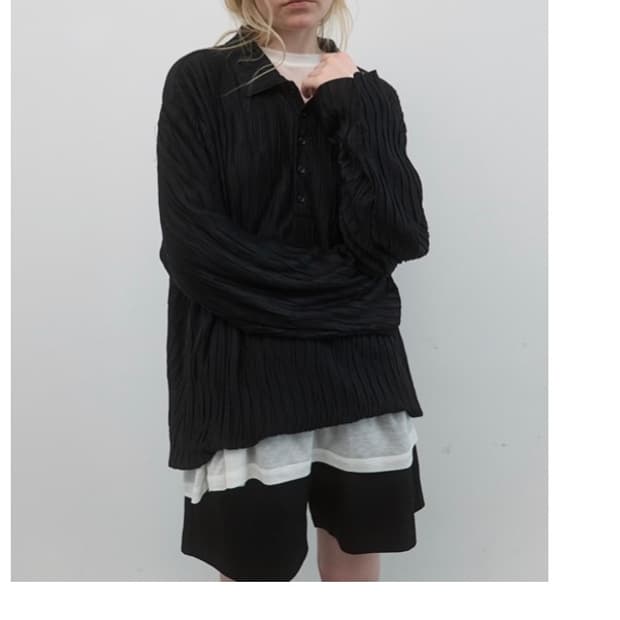 낫띠에브리띵  WRINKLE COLLARED TOP IN BLACK