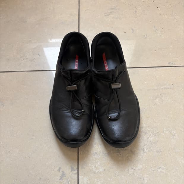 프라다 스포츠 스트링로퍼 10사이즈