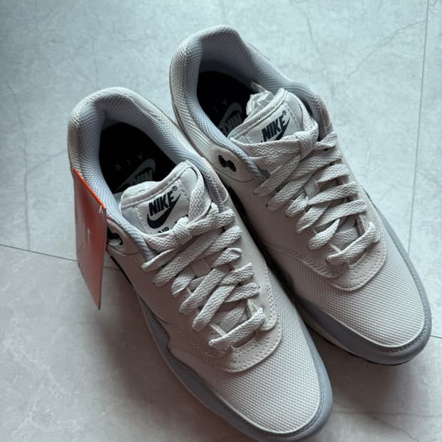 나이키 에어맥스1 ess