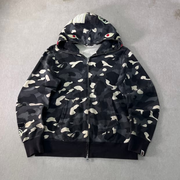 100 베이프 시티 카모 샤크 야광 후드집업 