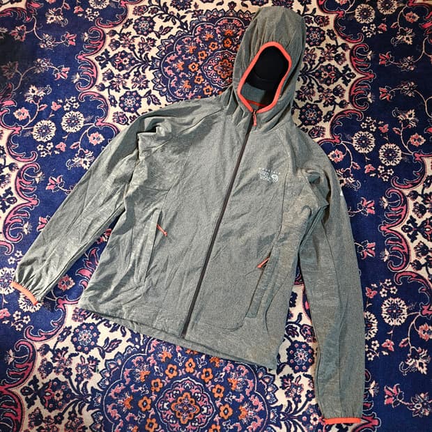 마운틴하드웨어 시그니쳐 로고 경량 바람막이 자켓 M size