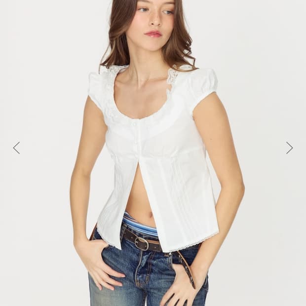SUGAR PUFF BLOUSE (WHITE)