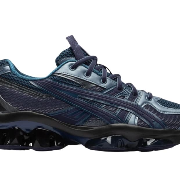 아식스 젤 퀀텀 키네틱 인디고 240