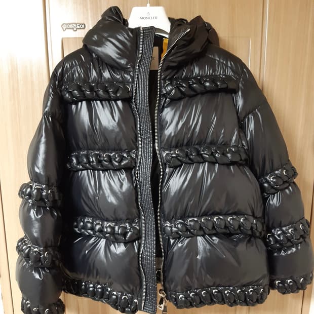 몽클레어 패딩 지니어스 여성용