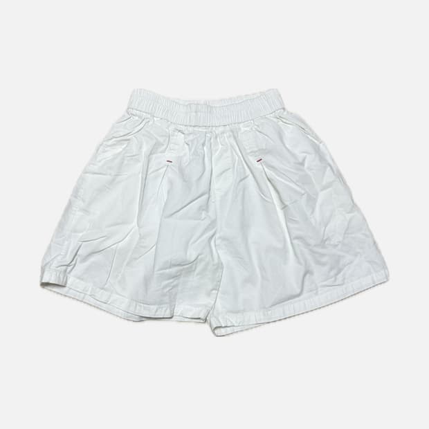 화이트 밴딩 버뮤다 5부팬츠