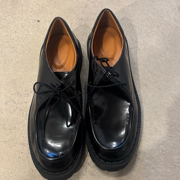 유니클로c 레이스업 슈즈 로퍼