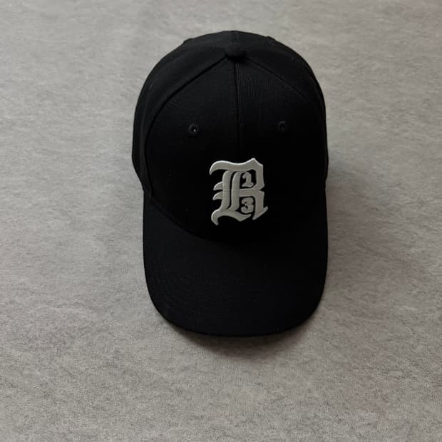 R13 베이스볼 볼캡