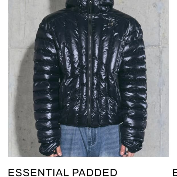 디서먼트 에센셜 패딩