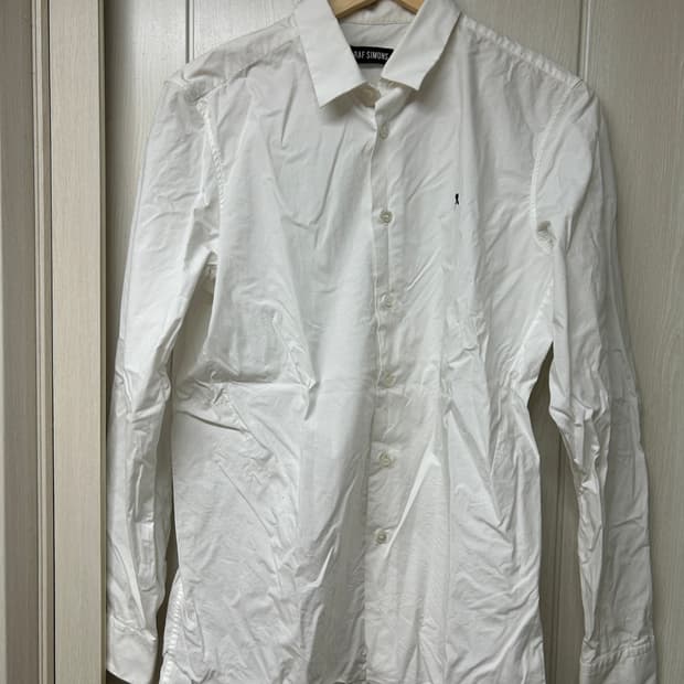 라프시몬스 R로고 셔츠