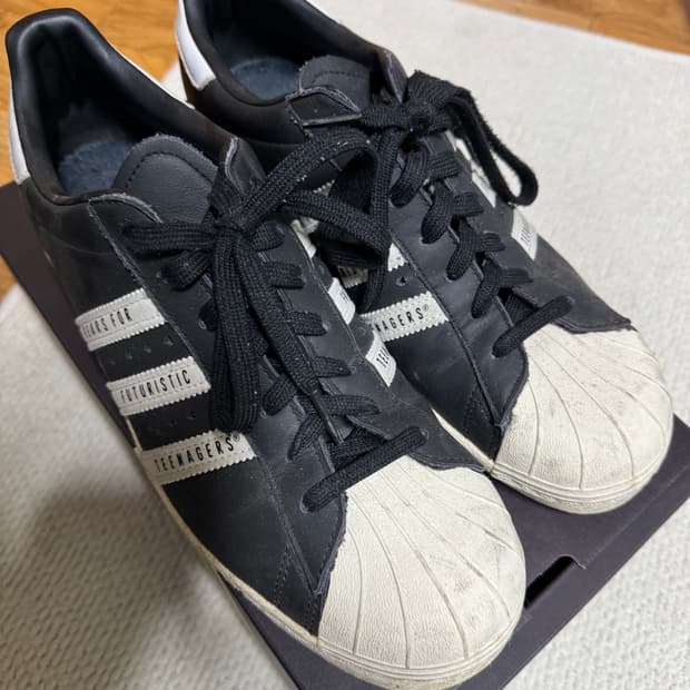 아디다스 x 휴먼 메이드 슈퍼스타 블랙 화이트 280