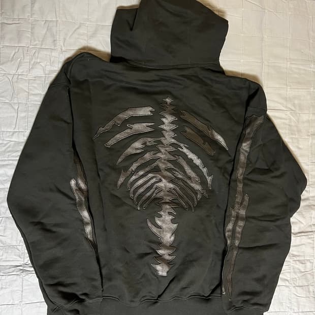 블랙아웃 레더 본 후드 L