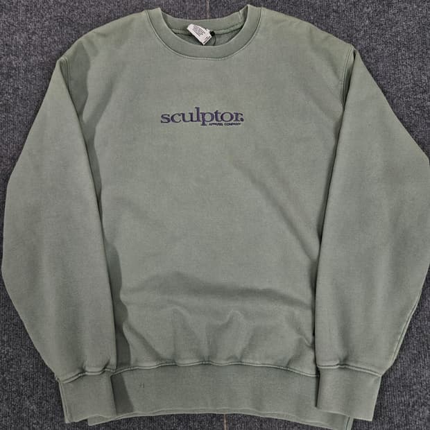 스컬프터 스노우 워시 스웻셔츠 급처