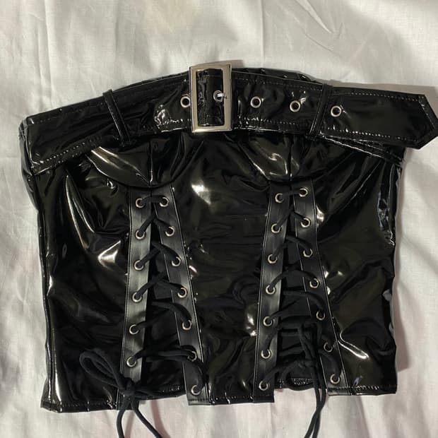 코르셋 벨트 탑