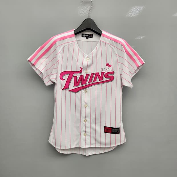 LG 트윈스 헬로키티 콜라보 노마킹 유니폼