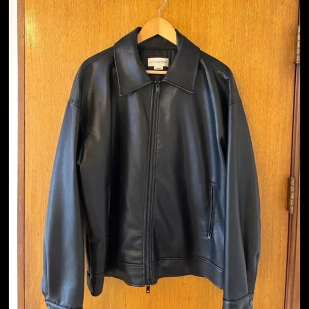 라퍼지스토어 레더자켓 L 팝니다