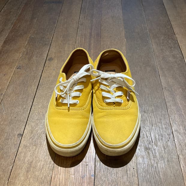 옐로우 스웨이드 반스 스니커즈
