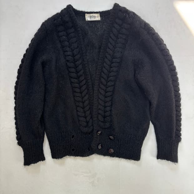 ANGORA CABLE CARDIGAN 