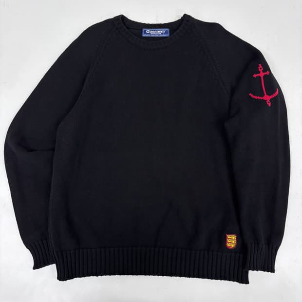 건지 울른스 홀가먼트 니트