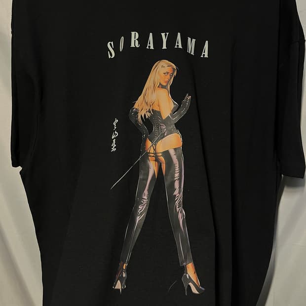 Sorayama 소라야마 섹시 핀업걸 부틀랙 프린팅 빈티지 반팔 티셔츠