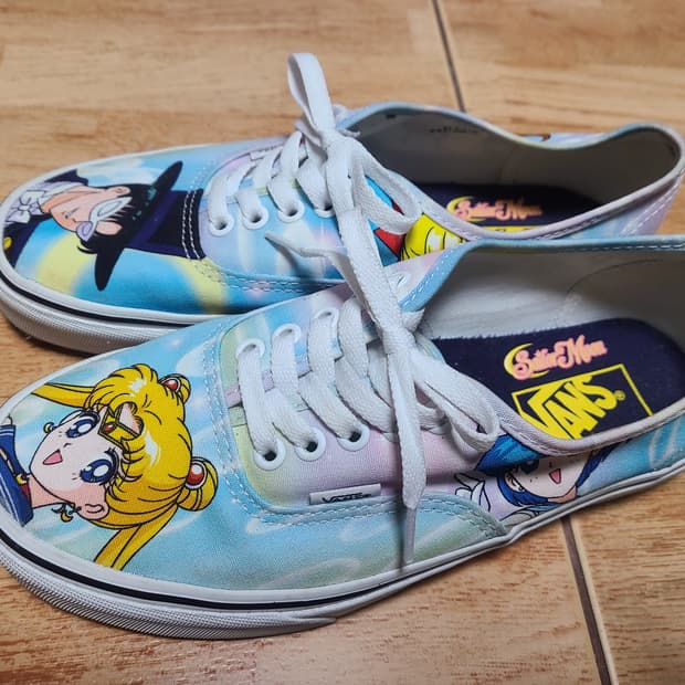 반스 어센틱 세일러문 한정판 260