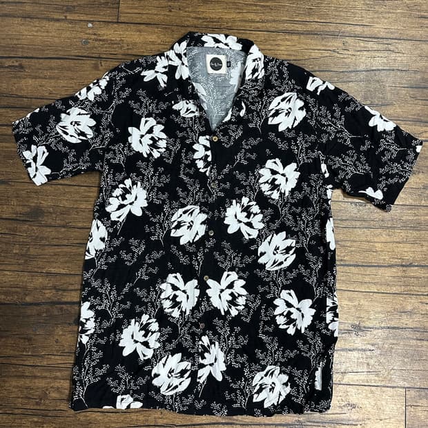 Chic&Cheap 시크앤치프 블랙 플라워 반팔 빈티지셔츠 L