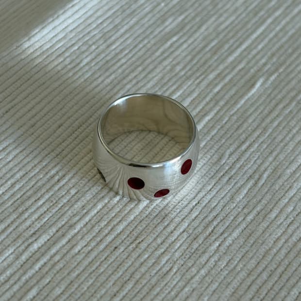 Thearthief dancing dot