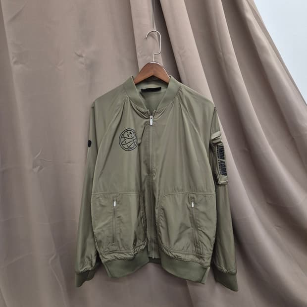 언더아머 APAC 스타디움 자켓 L