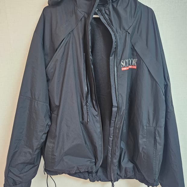 스컬프터 바람막이